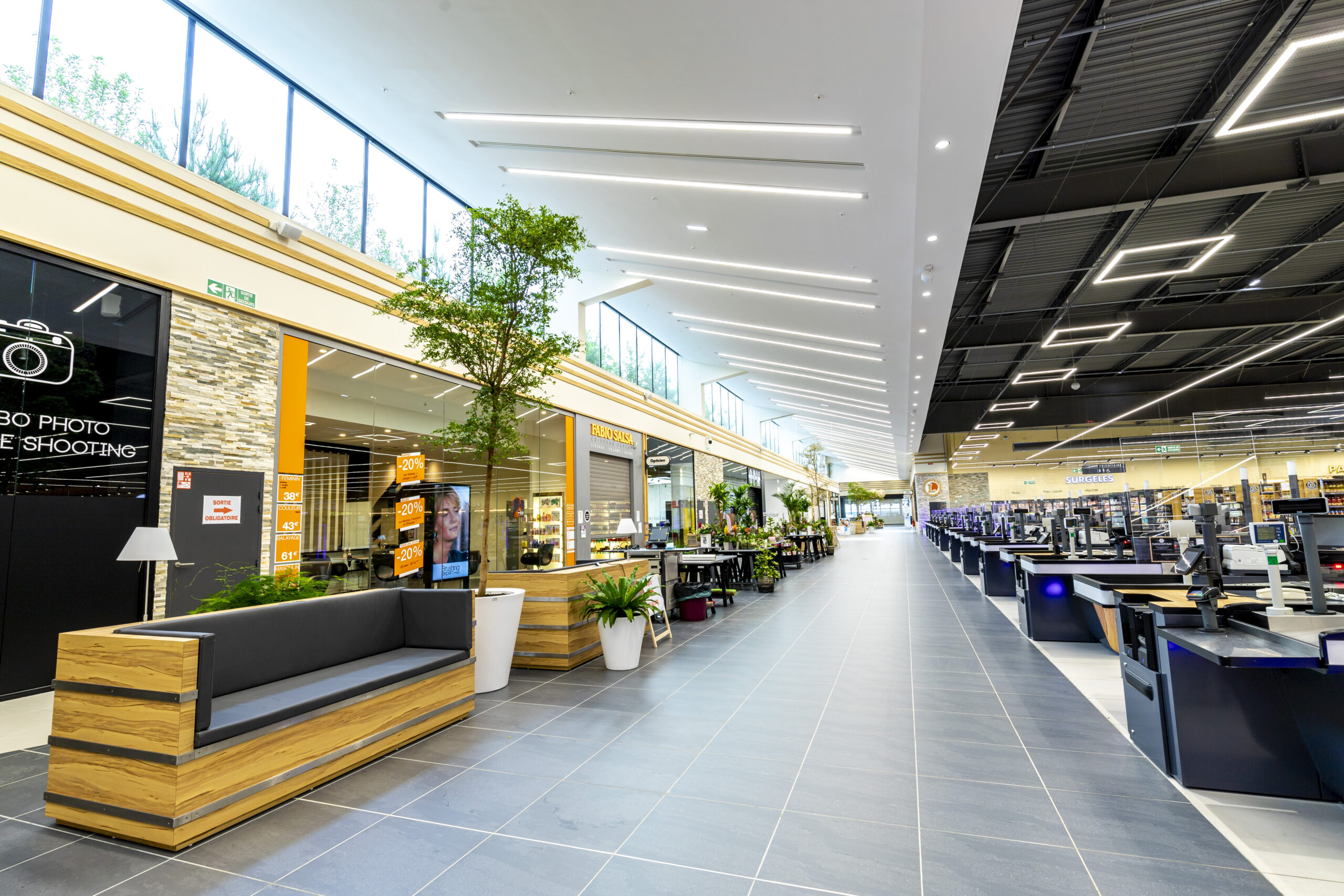 E. Leclerc du Pian Medoc - L&L architectes